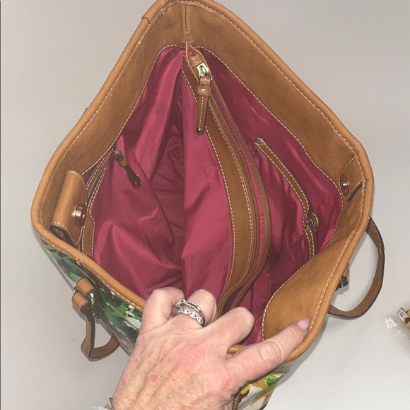 Nine West Floral Tote Bag with Tan Handles/ preowned - Picture 7 of 9